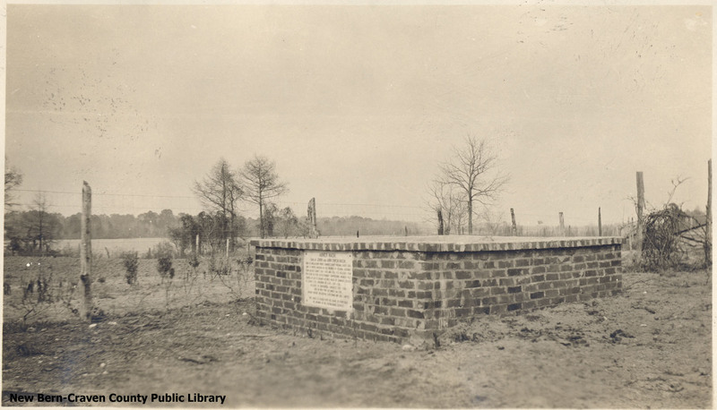 Nash grave 1a.jpg